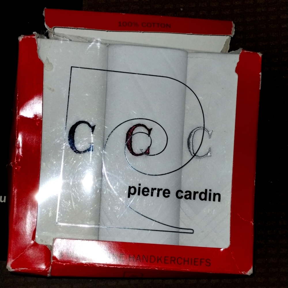 Pierre Cardin Bundle - Picture 2 of 2